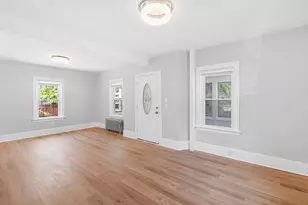 386 Thacher St, Attleboro, MA 02703 - Photo 10