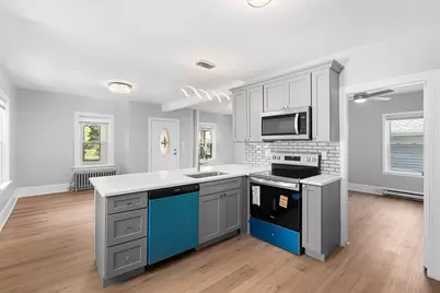 386 Thacher St, Attleboro, MA 02703 - Photo 8