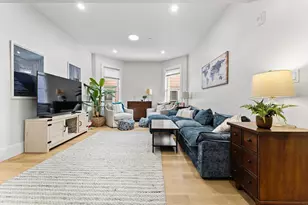7 Oswald St, Boston, MA 02120 - Photo 2