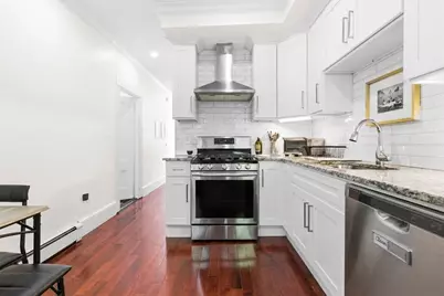 530-532 E Sixth Street #3, Boston, MA 02127 - Photo 2