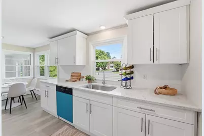 83 Druid Hill Rd, Springfield, MA 01129 - Photo 12
