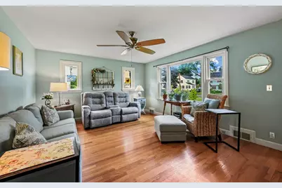 111 Maple Road, Longmeadow, MA 01106 - Photo 2