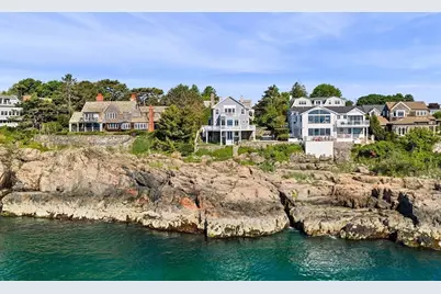 16 Coolidge Road, Marblehead, MA 01945 - Photo 36