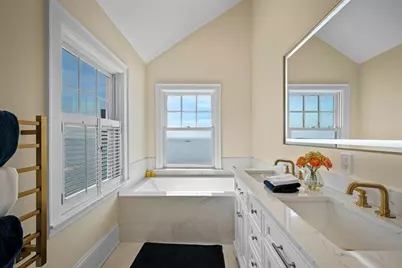 16 Coolidge Road, Marblehead, MA 01945 - Photo 24