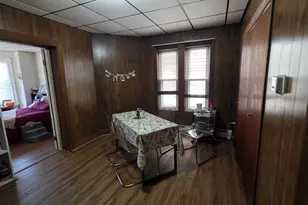 74 Wordsworth St, Revere, MA 02151 - Photo 4