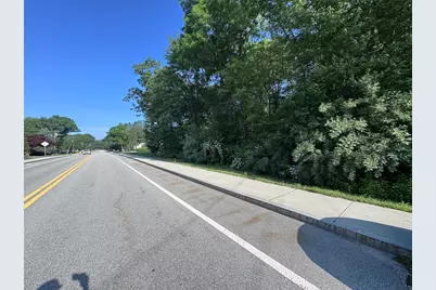 36 Lake Parkway, Webster, MA 01570 - Photo 8