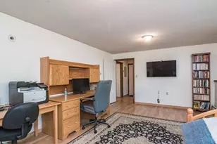 908 Burts Pit Rd, Northampton, MA 01062 - Photo 36