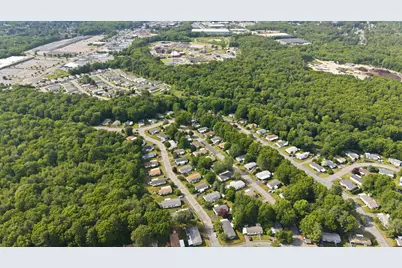 4 Liberty Street, West Bridgewater, MA 02379 - Photo 28