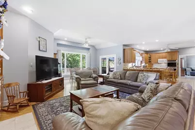 15 Long Pasture Rd, North Andover, MA 01845 - Photo 10