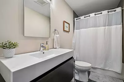 7 Howard St #4, Salem, MA 01970 - Photo 12