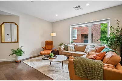 7 Howard St #4, Salem, MA 01970 - Photo 8