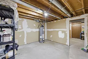 164 Arnold Ave, Springfield, MA 01119 - Photo 34