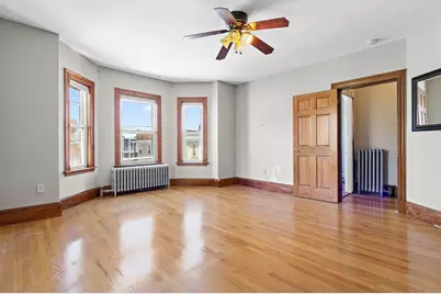 9 Romsey St #3, Boston, MA 02125 - Photo 4