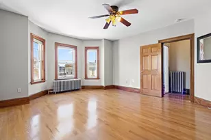 9 Romsey St, Boston, MA 02125 - Photo 4
