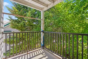 9 Romsey St, Boston, MA 02125 - Photo 32