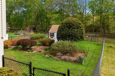 46 Grapevine Ave, Lexington, MA 02421 - Photo 14