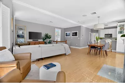 4 Mount Vernon Avenue #PH, Boston, MA 02129 - Photo 4