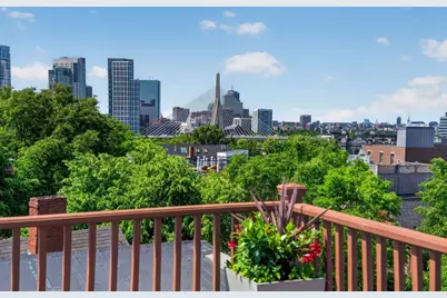 4 Mount Vernon Avenue #PH, Boston, MA 02129 - Photo 32
