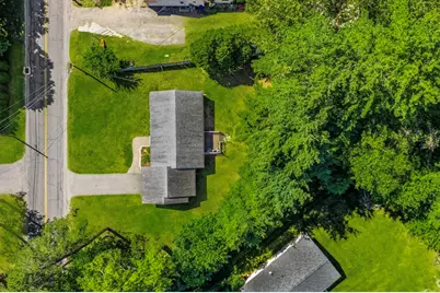 83 Strong St, Easthampton, MA 01027 - Photo 2
