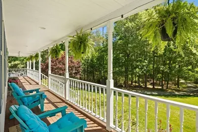 136 Paradise Ln, Rochester, MA 02770 - Photo 4