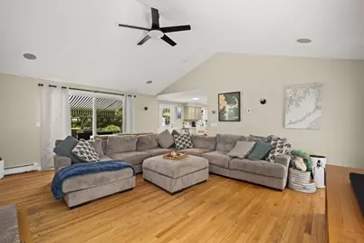 136 Paradise Ln, Rochester, MA 02770 - Photo 14