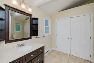 12 Sunset Dr, Milford, MA 01757 - Photo 16