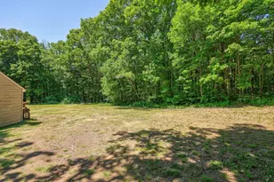 27 Davis St, Rutland, MA 01543 - Photo 12
