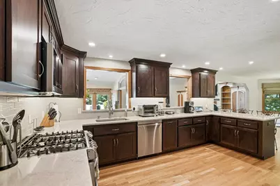 36 Jackson Circle, Franklin, MA 02038 - Photo 8