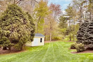 36 Jackson Cir, Franklin, MA 02038 - Photo 6