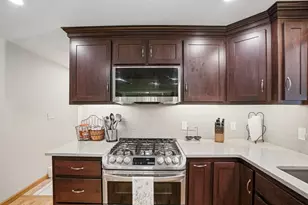 36 Jackson Cir, Franklin, MA 02038 - Photo 12