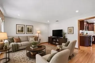 36 Jackson Cir, Franklin, MA 02038 - Photo 16