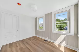 233 Maxfield St, New Bedford, MA 02740 - Photo 28