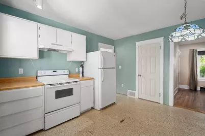 14 Saybrook Rd, Worcester, MA 01604 - Photo 4
