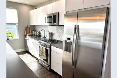 408 East 8th St. #3, Boston, MA 02127 - Photo 4