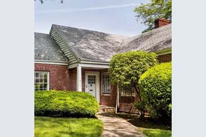 77 Jordan Rd, Brookline, MA 02446 - Photo 2