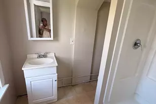 326 Thacher St, Attleboro, MA 02703 - Photo 18
