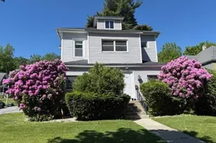 17 Englewood Ave, Worcester, MA 01603 - Photo 12