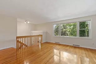 21 Cherokee Rd, Acton, MA 01720 - Photo 10