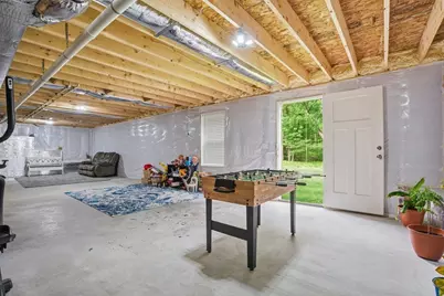 11 Lilac Avenue, Bellingham, MA 02019 - Photo 28