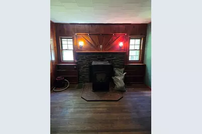 276 Pine St, Leicester, MA 01524 - Photo 2