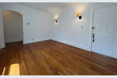 7 Grove St. #11, Boston, MA 02114 - Photo 2