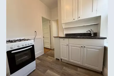 7 Grove St. #11, Boston, MA 02114 - Photo 8