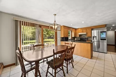 110 Bushee Rd, Swansea, MA 02777 - Photo 4