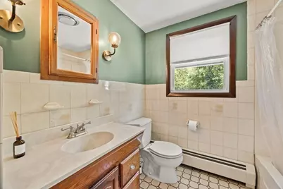 110 Bushee Rd, Swansea, MA 02777 - Photo 14
