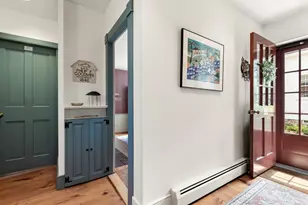 34 Pearl St, Marblehead, MA 01945 - Photo 4