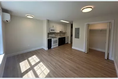462 Main Street #Unit 3, Amherst, MA 01002 - Photo 4