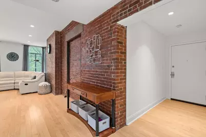 142 Commercial St #304, Boston, MA 02109 - Photo 2