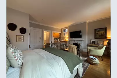 82 Charles St. #2R, Boston, MA 02114 - Photo 4
