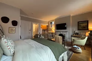 82 Charles St, Boston, MA 02114 - Photo 4
