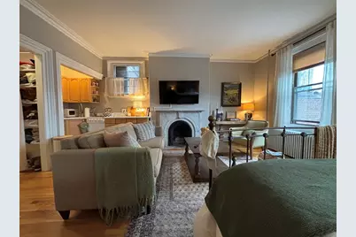 82 Charles St. #2R, Boston, MA 02114 - Photo 2